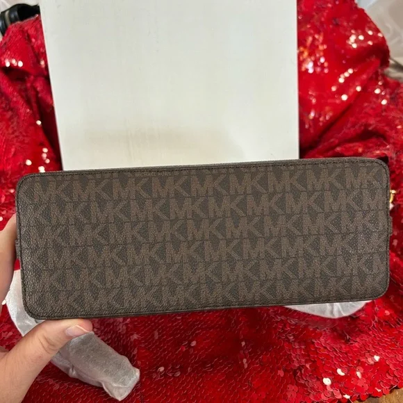 💰💰NWT Michael Kors crossbody bag💰💰